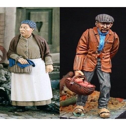 2 resin soldiers 1:35