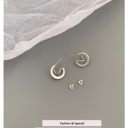 ANSS STUDIO Earrings