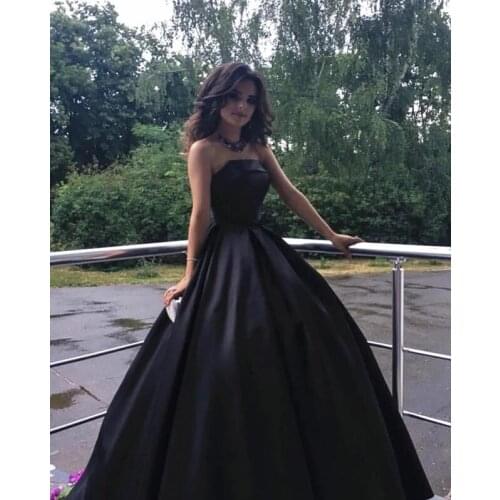 2020 Black Long Satin Strapless Prom Dresses Ball Gown Corset Back Sleeveless Formal Evening Party Dress Gowns