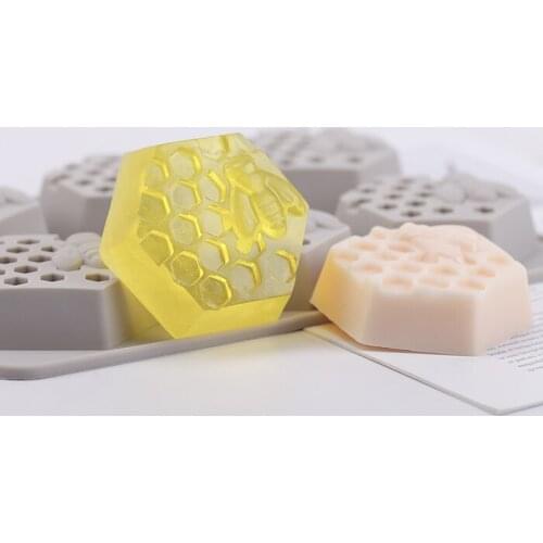 Creative 6 Holes hexagon Honey Bee Honeycomb Candle Silicone Easy to Demolding Soap Mold Chocolate Cake Decoration Baking Tool