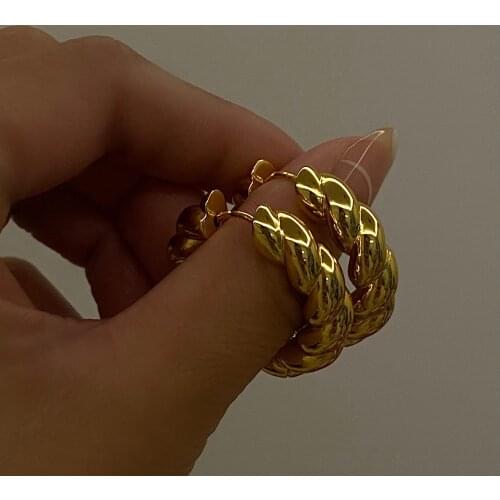 Trendy Dainty Ladies Jewelry Stainless Steel Textured Gold Twist Earring Hoops 18K Gold Plated Croissant Hoop Earrings