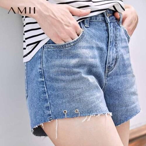 Amii Womens Short Jeans