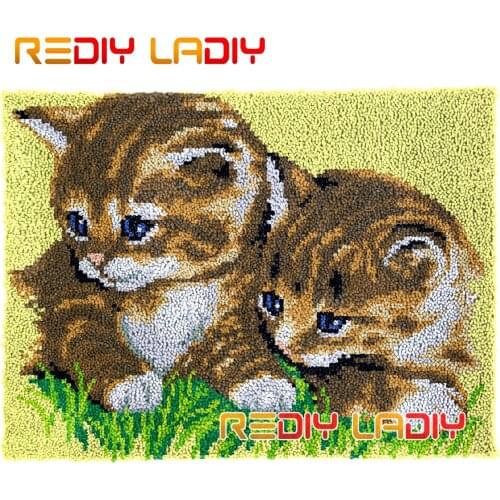 Latch Hook Rug Kits Two Kittens Plush Wall Tapestry DIY Carpet Rug Thick Yarn Arts Cushion Crocheting Floor Mat Home Decor Gifts
