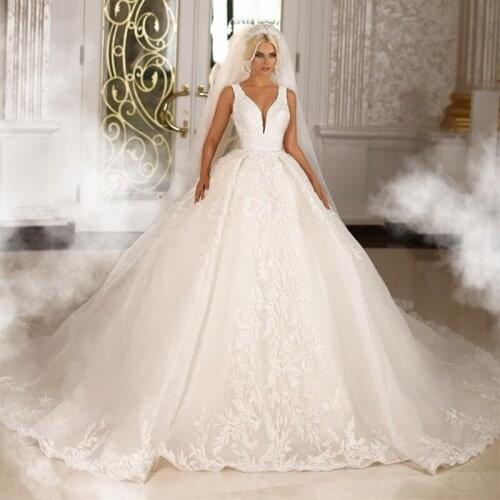 2020 Luxury Princess V Neck Lace up Puffy Bridal Gown Wedding Dress