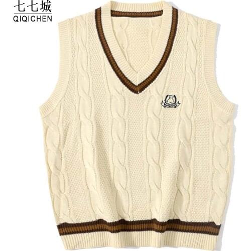 Sleeveless Vest Sweater Men Women Harajuku Bear Embroidered Knitted Street Vintage Japanese Pullover Knit V-neck Sweaters Couple