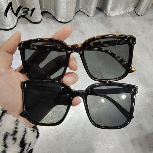 Women Men Oversize Street Photo Anti Ultraviolet Eyewear Sunglasses Luxury UV400 Eyeglasses Unisex Gradient Eyewear Glasses