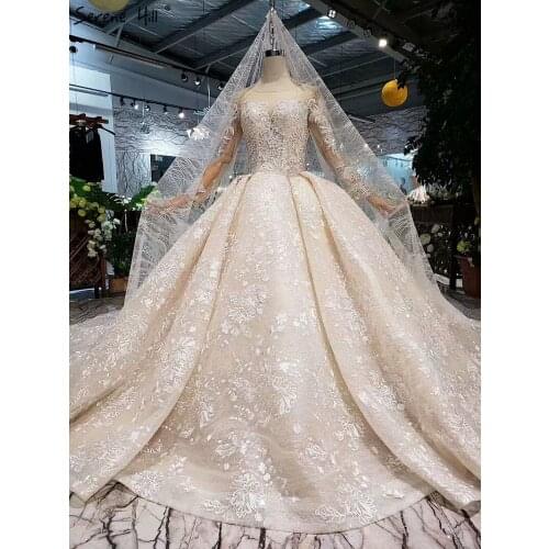 Serene Hill Full Sleeves Vintage Embroidery with Veil Wedding Dress 2019 O-Neck Button Back Lace Champagne Elegant Bridal Gown