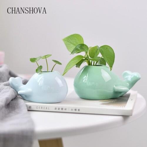 CHANSHOVA Traditional Chinese Whale shape Ceramic vases for flowers home decoration accessories modern Porcelain flower vase