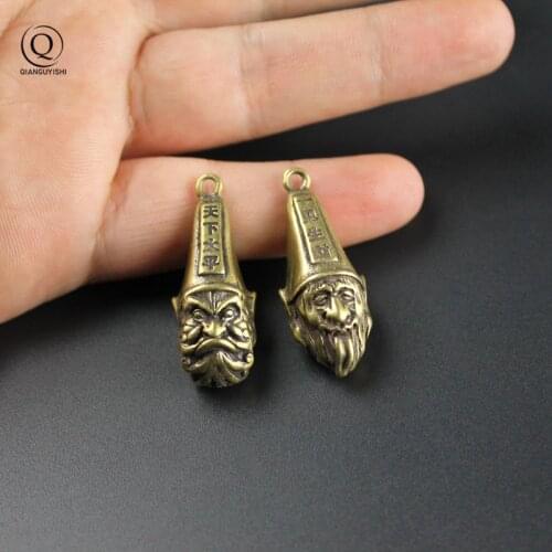 Vintage Solid Brass Chinese God of Ghost Keychain Pendants Jewlery Lucky Weath World Peace Punk Men Keyrings Hangings