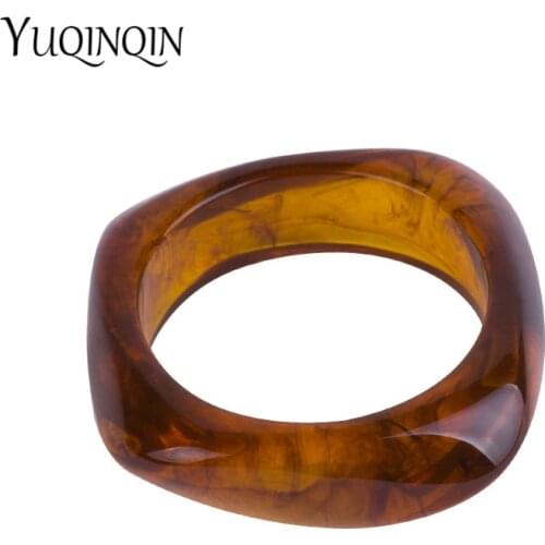 Classic Fashion Resin Cuff Bracelets Bangles for Women Acrylic Wide Irregular Geometric Bracelets Female Charm Gifts New Jewelry