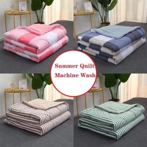 Stripe Printed Summer Quilt Air Conditioner Quilt Soft Comfortable Duvet 200x230cm Quilt Office Nap Quilt