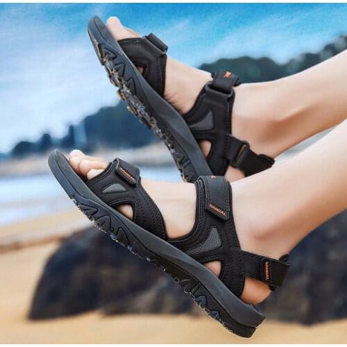 Mens vietnam praia rubber hollow summer leather shoe homme sandals slip waterproof masculina plage sandalhas footwear gladiator