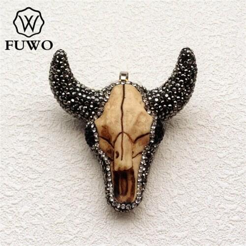 FUWO Western Bull Head Longhorn Skull Pave Rhinestone Resin Pendant Fashion Ox Horn Charms For Jewelry Making PD1532