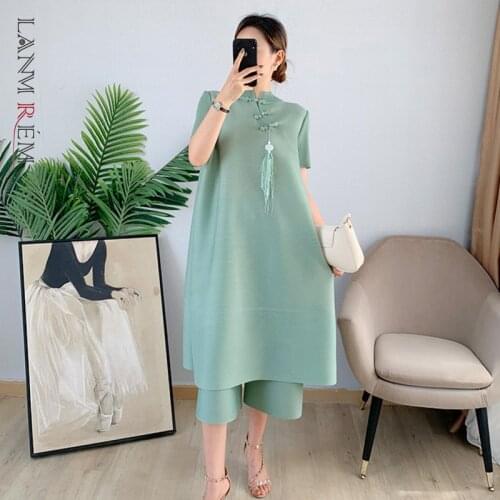 LANMREM Pleated Suit Set For Women 2021 Summer Vintage Style Coil Button Top Wide Leg Pants Two Piece Set Female Elegant 2C2040