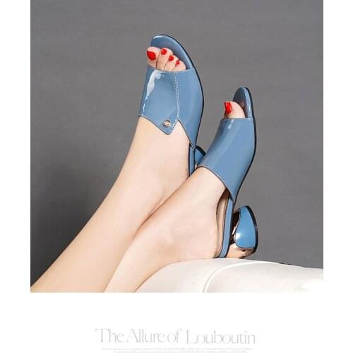 Mid-heel slippers womens outer wear comfortable mother shoes 2020 summer new soft leather thick heel