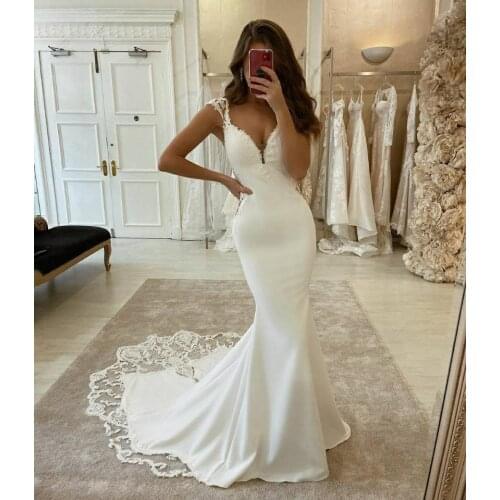 Elegant V-Neck Mermaid Long Lace Wedding Dresses Custom Spaghetti Straps Ivory Floor Length V Back Bridal Gowns for Women