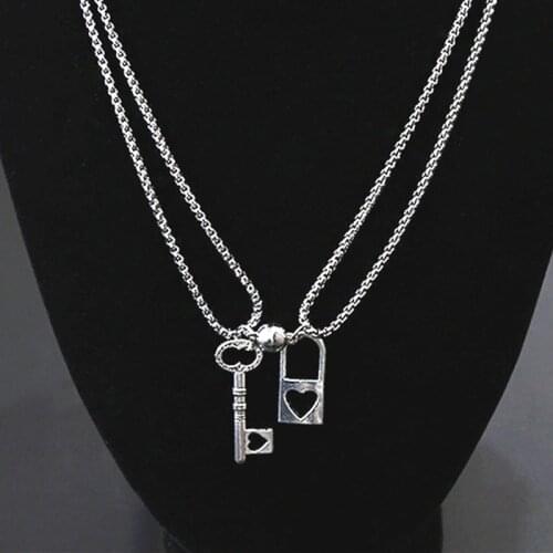 2pcs / set magnet attraction stainless steel pendant couple necklace jewelry titanium steel chain for women men