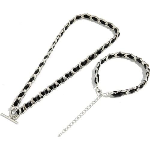 2020 Hot Fashion Punk Necklace Black Leather OT Buckle Letter Woman Man Gold Sliver Colour Designer Bracelet Set