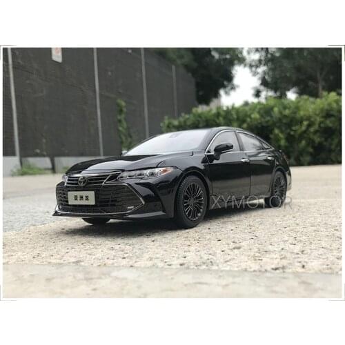 1/18 For Toyota Avalon Diecast Car Model Kids Boy Gifts gift toys Collection Black(dark brown)/White Metal,Plastic,Rubber