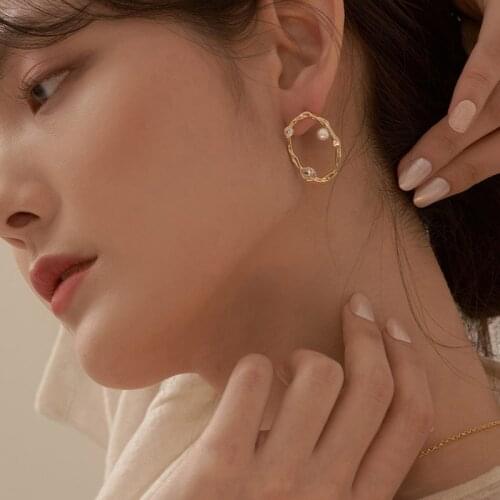 Irregular Pearl Stud Earrings For Women Zircon Circle Retro Design Fashion Geometric Korea New Girlfriend Jewelry Gift BOYULIGE