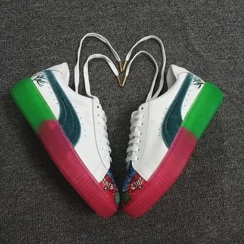 Classic Fashion New Ladies Casual Shoes Candy Color Floral Embroidery Two-tone Bottom Flat Shoes All-match Leisure Trendy Shoes