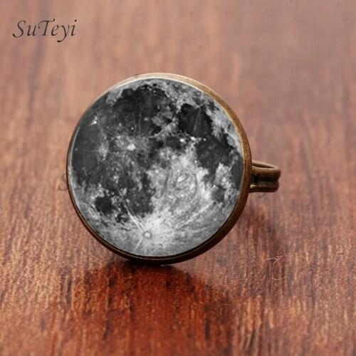 SUTEYI Fashion Galaxy Star Moon Glass Cabochon Ring Bronze Silver Plated Handmade Nebula Space Universe Rings Jewelry