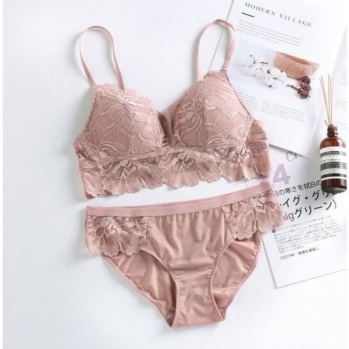 Soft Thin Cup Lace Wireless Bra and Panties Set Seamless Bra Set Underwear Girls Bra Sexy Lingerie for Women Intimates