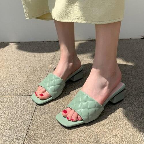Simple Slippers With Stitched Checkerboard Square Toe And Tapered Heel Light Green Comfortable Indoor Oversized Lady Slippers