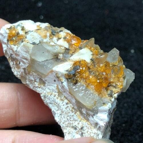 37.9g100% natural garnet and crystal mineral specimens stone home decoration healing energy teaching collection ornaments