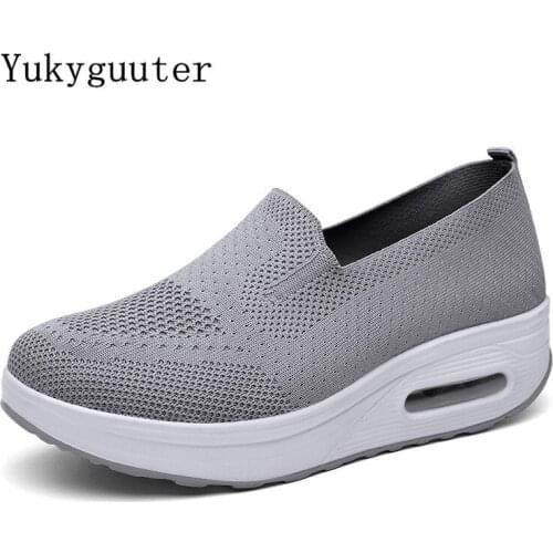 Woman Sneakers Running Shoes Girls Flat Outdoor Breathable Knit Upper Socks Lightweight Athletic Chunky Air Cushion Platform