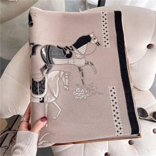 Brand Designer Cashmere Scarf High Quality Foulard Bandana Long Lrage Shawls Wrpas Winter Blanket Pashmina Bandana 2021 New