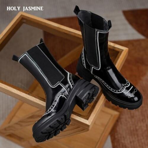2021 Fashion Platform Boots Patent Leather Women Mid-Calf Boots Block Heel Round Toe Ladies Shoes Punk Modern Boots Shoes Women