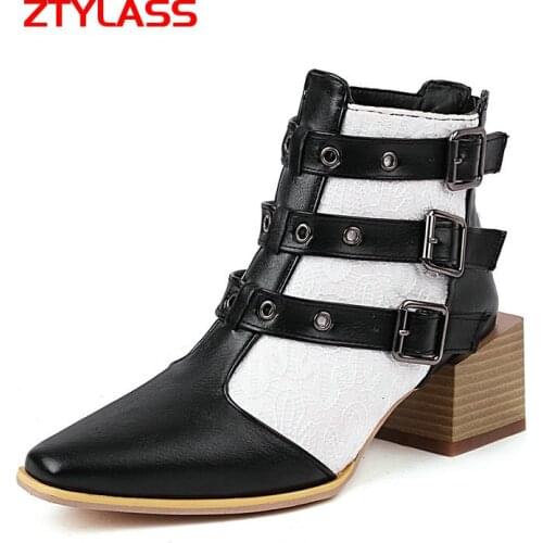 2021 Fashion Belt Buckle Women Boots Chunky Heel Ankle Boots Mixed Colors Square Toe Spring Autumn Women Boots Shoes Big Size