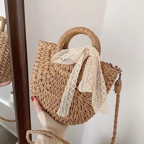 New womens Summer Straw Bag Shoulder Bag Fashion Woven Lace Streamer Female Handbag Beach Vacation Beach Bag Messenger Bag
