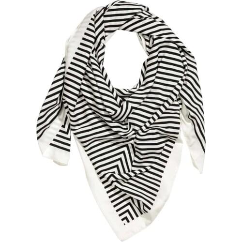 Women Printed Pattern Big Size Square Scarf Quality Chiffion Scarf Shawls Wraps 10pcs/lot
