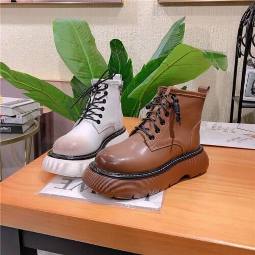 Leather thick-soled Martin boots womens new cowhide high-top casual trendy shoes locomotive ankle boots Chelsea boots