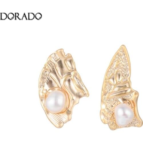 Dorado Baroque Vintage Abnormity Gold Color Metal Natural Pearl Stud Earrings For Women Trendy Boho Jewelry Christmas Gift 2021