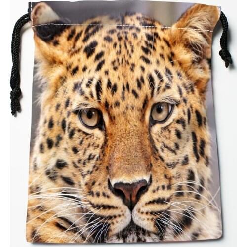 Leopard Animal Drawstring Bags HD Print 18X22CM New Arrival Soft Satin Fabric Resuable Storage Clothes Bag Shoes Bags 12.2