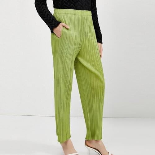 Japan Miyake Pleated Casual Pants Ladies Fashion Comfortable Stretch Casual Pants Ladies Pleated Pants Straight Leg Pants