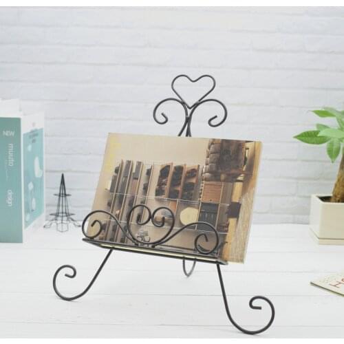 European style Kitchen Vertical Iron Art Heart shaped Recipe Rack Magazine Office Rack Newspaper Rack Music Rack Foldable Shelf
