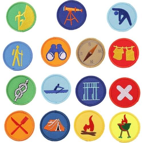 1 PCS Round Mountaineering Parches Embroidered Iron on Patches for Clothing DIY Motif Stripes Clothes Stickers Sport Badges