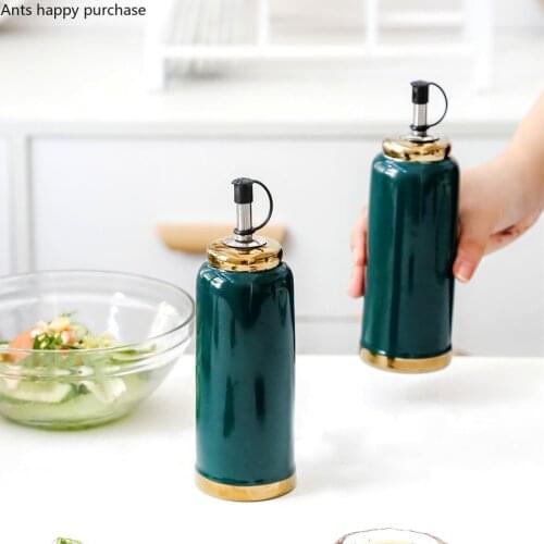 Nordic Green Ceramics Oil Tank Kitchen Supplies Castor Soy Sauce Pot Vinegar Pot Condiment Bottles Kitchen Jars Home Storage