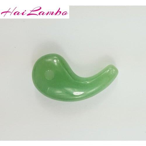 HaiLambo Natural Green Aventurine Hand Carved Magatama Pendant Comma Bead Classic Lucky Amulet Jewelry Pendants Bead Gift GY10