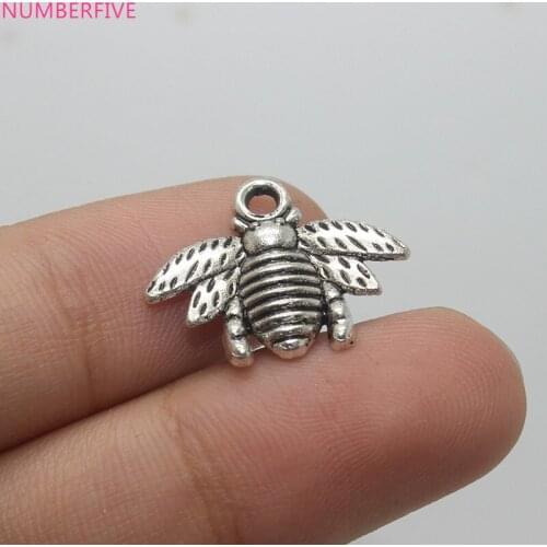 25pcs/lot Bee charms 21 x 16mm antique silver tone cute Bee charms pendant
