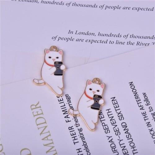 10pcs/pack The cat pay the phone enamel Charms Craft for DIY Earring Bracelet Jewelry Making