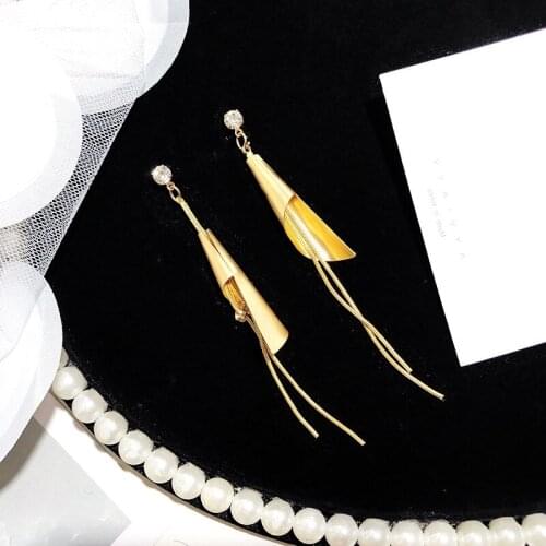 Fashion Exaggerate Big Spiral Hoop Earrings Brincos Simple Gold Plated Tassel Party Loop Earrings for Women Holiday Jewelry