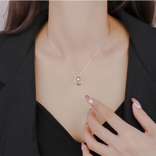 2021 New 925 Sterling Silver Moon Star Necklace Women Fine Simple Sparkling Clavicle Chain Wedding Jewelry Party Birthday Gift