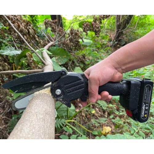 Electric ChainSaw Rechargeable One-handed Portable Electric Saw Garden Logging Mini Chain Saw 21V Lithium Battery