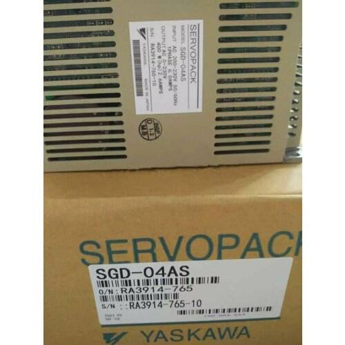 NEW IN BOX Yaskawa Servo Driver SGD-04AS free shipping