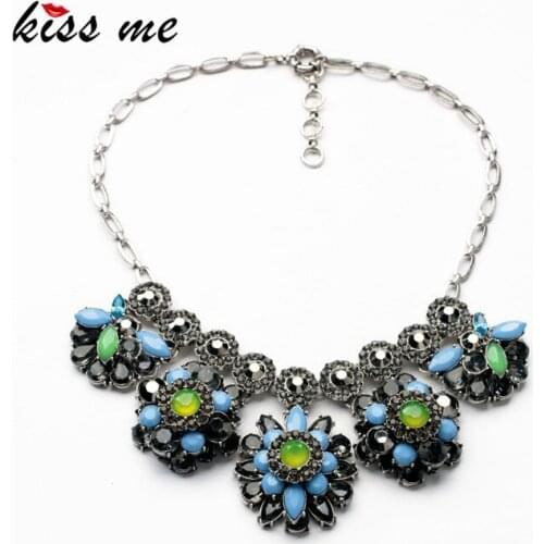 KISS ME Jewelry Factory 2017 High-end Big Resin Rhinestone Flower Pendant Fashion Choker Statement Necklace for Women